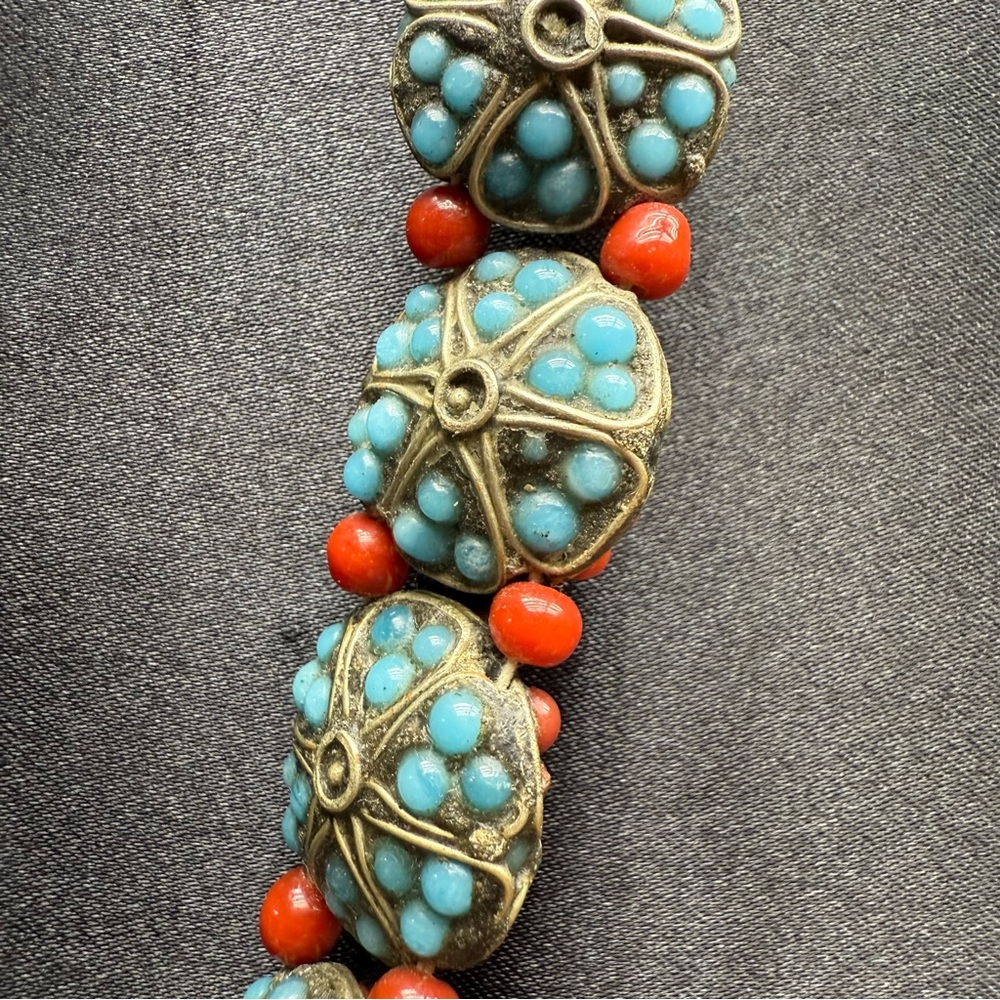 Vtg Nepalese Tibetan Red Coral & Turquoise Handmade Beaded Necklace Reversible - Picture 5 of 10